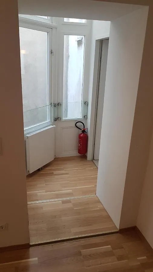 Sobieski Inner Ring Apartments Vienna