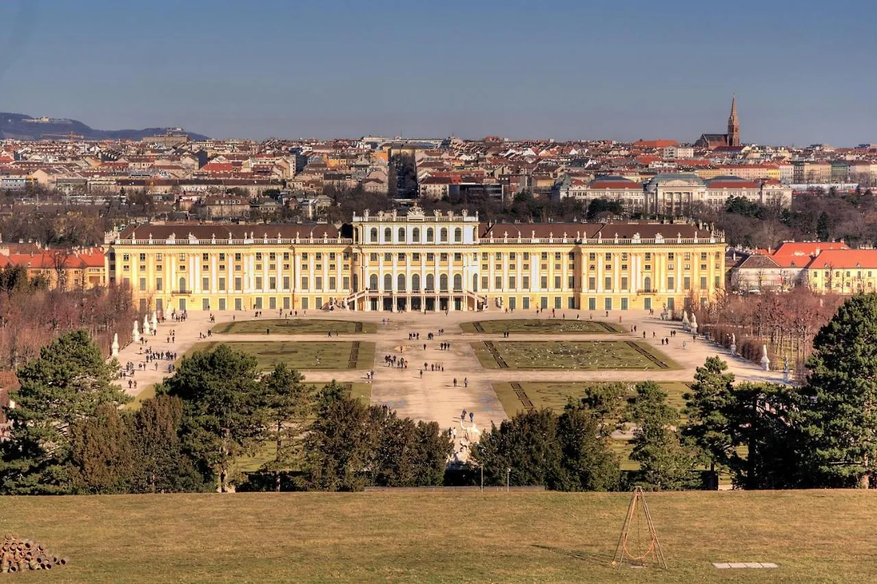 Sobieski Inner Ring Apartments Vienna